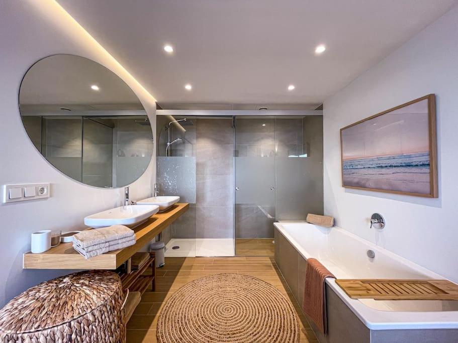 Nature - New Built Family Holiday home Malaga